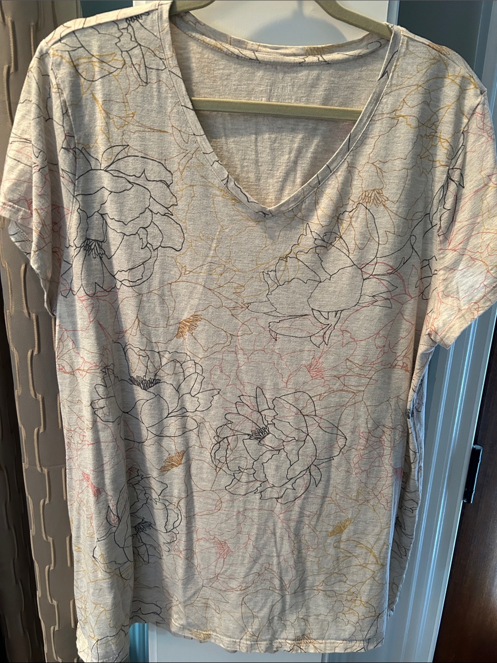 J. Jill Cream V-Neck Short Sleeve Tee with Floral Line Art